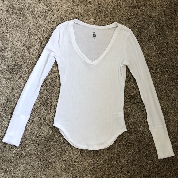 Pacsun White V-neck - Picture 3 of 5